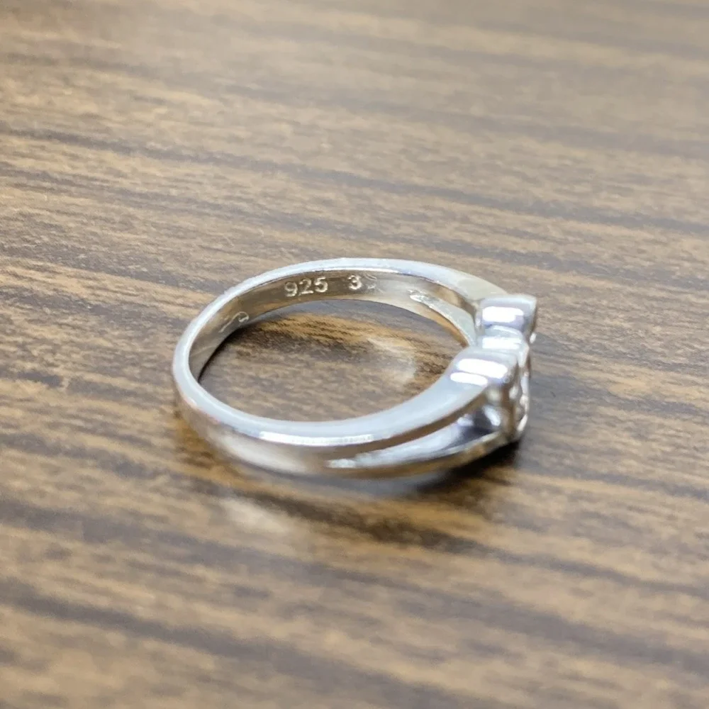 Vintage Disney Mickey Mouse 925 Sterling Silver Cubic Zirconia Band Ring Size 3 - Picture 2 of 14
